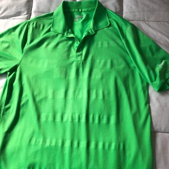 Golf shirt Nike large like new - Picture 1 of 1